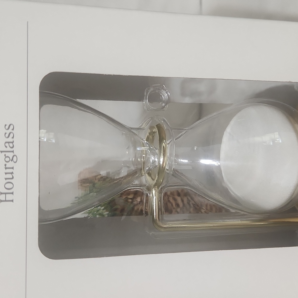 Threshold Hourglass - Picture 4 of 11